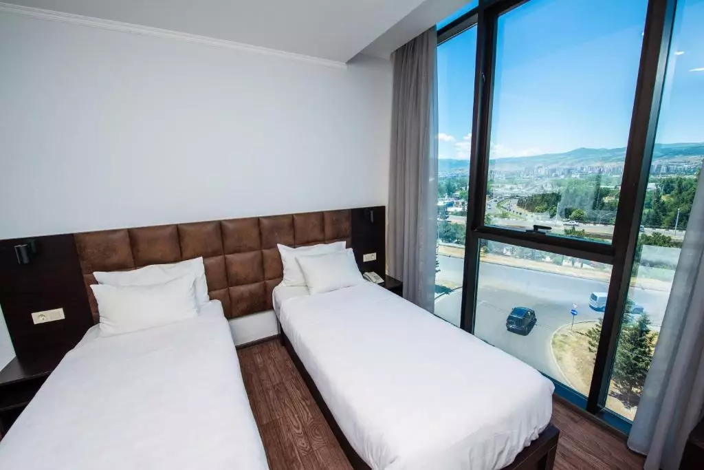Hotel Shine Palace